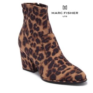 MARC FISHER Block Heel Stretch Bootie Leopard Print 6M Leaves